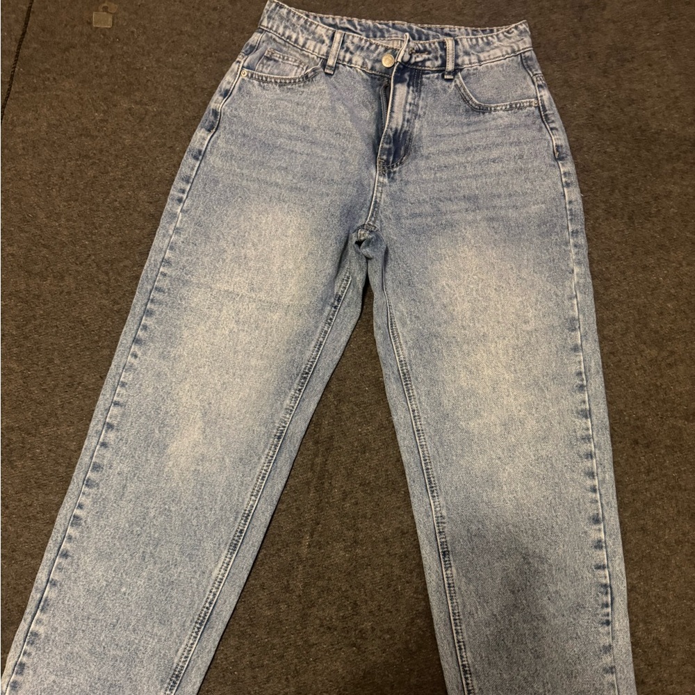 Stylish Light Wash Denim Jeans